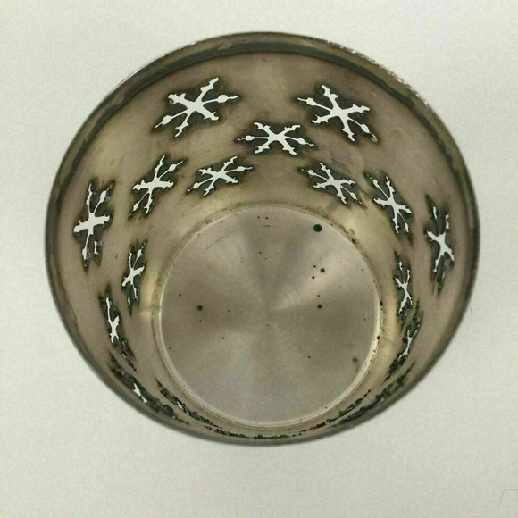 Silver Metal Snowflakes Cut-Out Candle Holder Votive Tea Light 3.5" Vintage - Picture 5 of 6